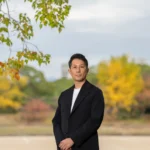 前の記事 - 福岡の税理士プロフィール撮影｜舞鶴公園ロケーション撮影事例